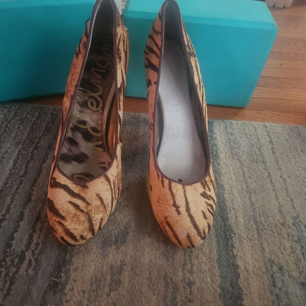 Tiger heels - Picture 2 of 4